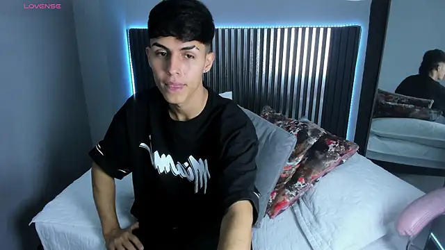 Czat XXX na żywo – Axel_Mendozaa