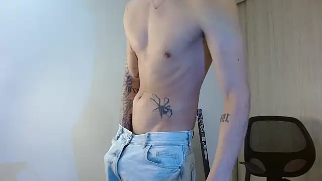 jaico_santos Adlı Modelin Canlı XXX Sohbeti