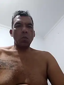 Daddy1972's Live XXX Chat