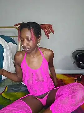 צ'אט XXX בשידור חי של oliviaprettypussy