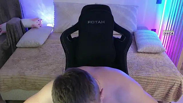 Larstar01 라이브 XXX 채팅