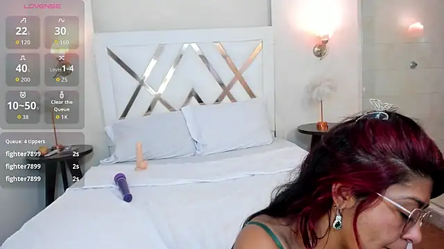 Chat XXX en directo de Sky_Collins_