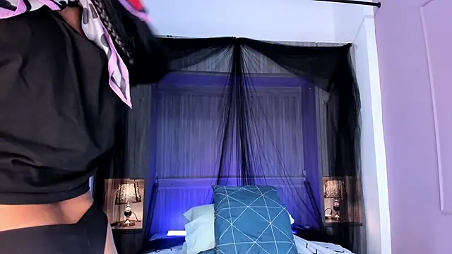 Živý XXX chat AllieBennet
