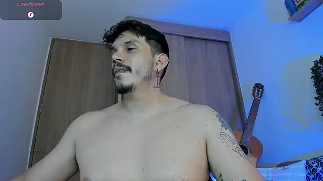 Chat XXX ao vivo de alejandro_stark