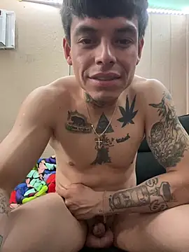 Chat +18 de Imnotabatman45 ao vivo
