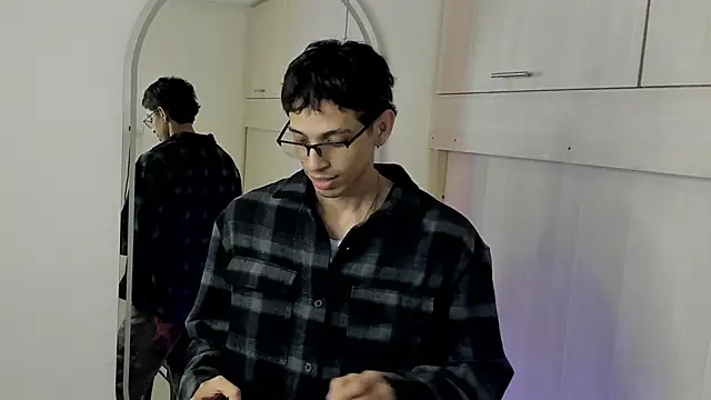 Webkamerová show Mheysam_Youngerx