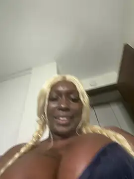 Chatroom XXX en direct de SailormoonPlips
