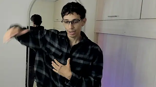 Show de Mheysam_Youngerx na webcam
