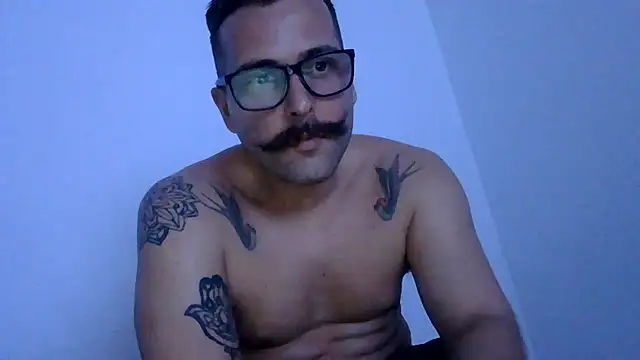 Živý XXX chat yanick931