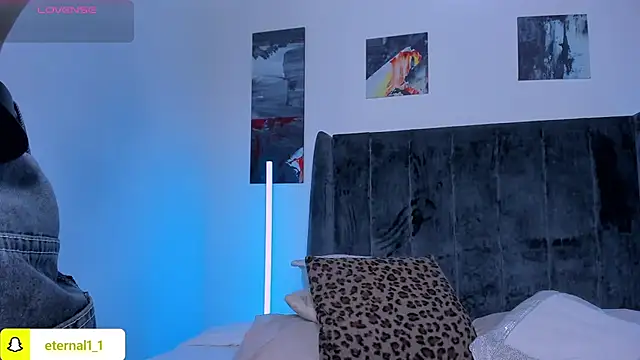 دردشة _Eternal_ الجنسية المباشرة