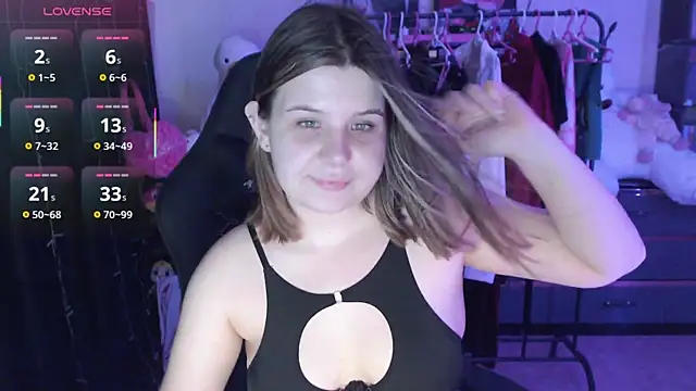 AmyVibess' Live XXX Chat