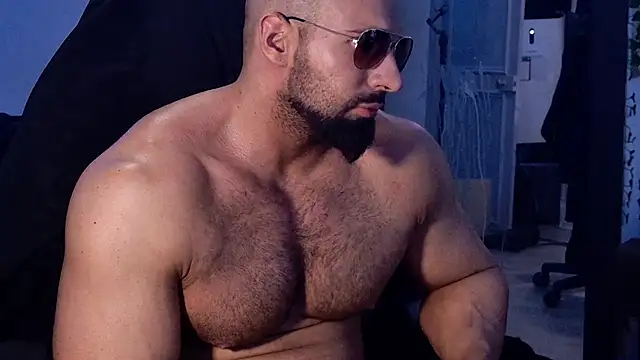 Musculus6 XXX чат на живо