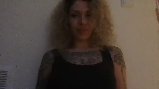 Olyviaa's Live XXX Chat