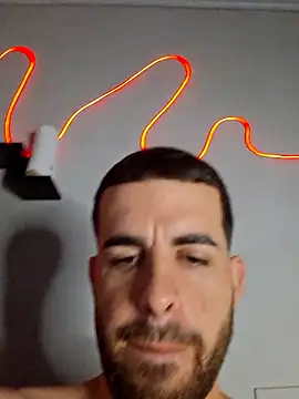 Chat +18 de Cubanotatuado ao vivo