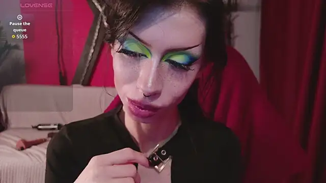 devvilss_toy's Live XXX Chat