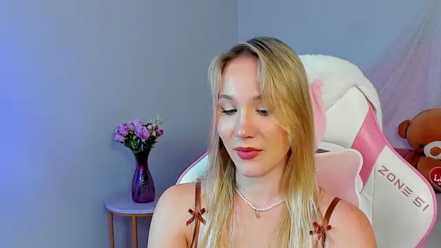 Chat XXX ao vivo de ElaraVoltage
