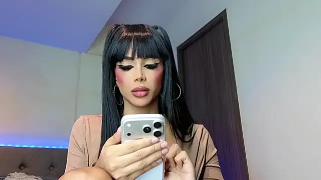 Chat +18 de carlatracy_28 ao vivo