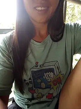 Chat XXX ao vivo de Helen-nn