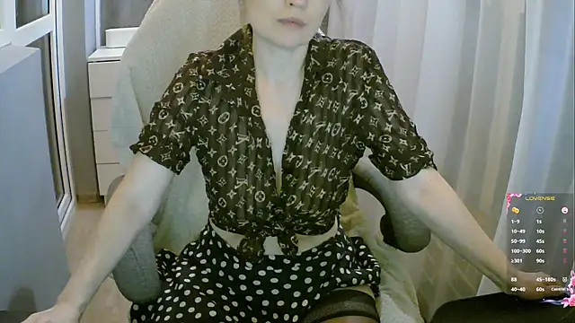 mari3999n Live XXX chat