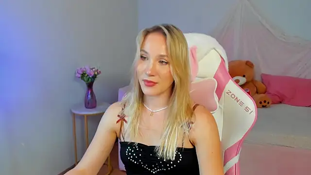 Chatroom XXX en direct de ElaraVoltage