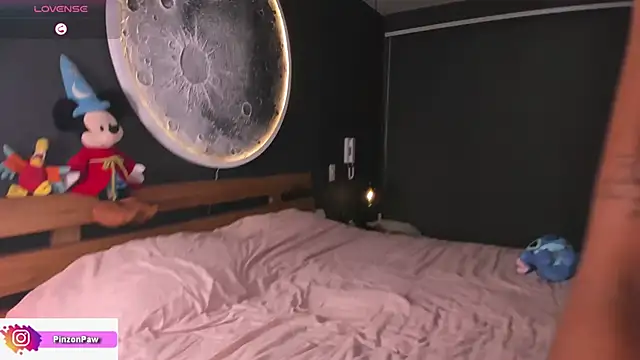 Sarajames 现场XXX聊天