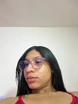 Danaeluxe live XXX chat