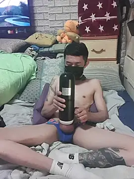 Christopher1024のライブXXXチャット
