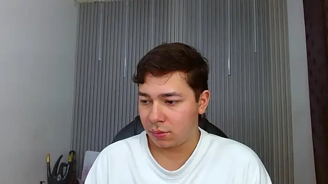 Julian_Smith21 Live XXX-chat