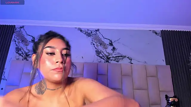 candyandmarilyn élő XXX-chatje