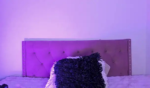 EmilyRamiirezz's Live XXX Chat