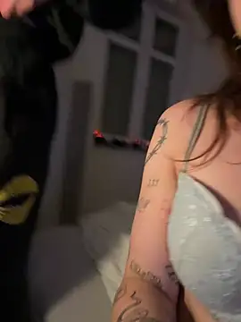 Chaos_and_cream Webcam-Show
