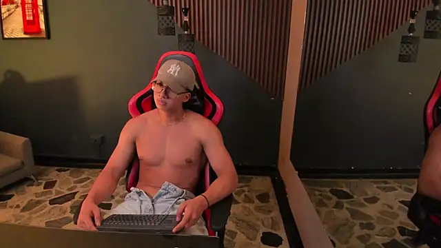 Axxel_Muscle Live XXX-Chat