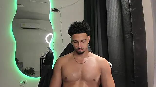 Kris_Khalifa69 live XXX chat
