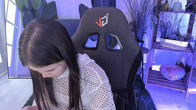 Chat +18 de Elainebeness ao vivo