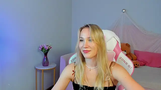 Chatroom XXX en direct de ElaraVoltage
