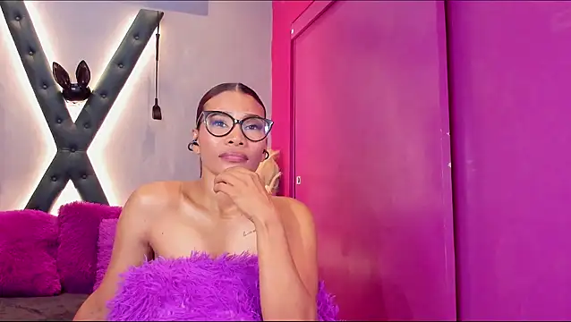 AtheneaBrownn Live XXX-Chat