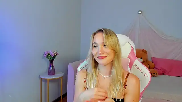 ElaraVoltage Live XXX-Chat