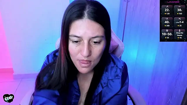 Saskyaa Chat XXX in diretta
