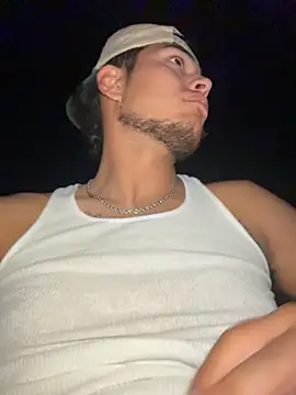 הופעת וובקאם של StrokingDaddy4