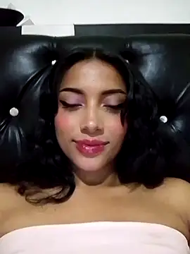 KattyBerryX Chat XXX in diretta