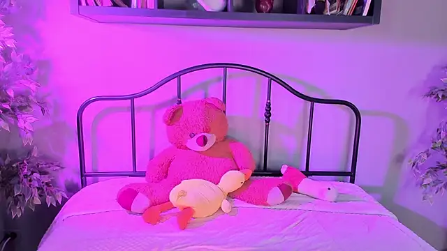 Emma_Lirys' Live XXX Chat