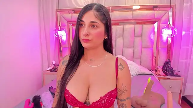 Francesca_Skuirt – Live XXX-chat
