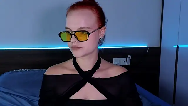 mollybossy Adlı Modelin Canlı XXX Sohbeti