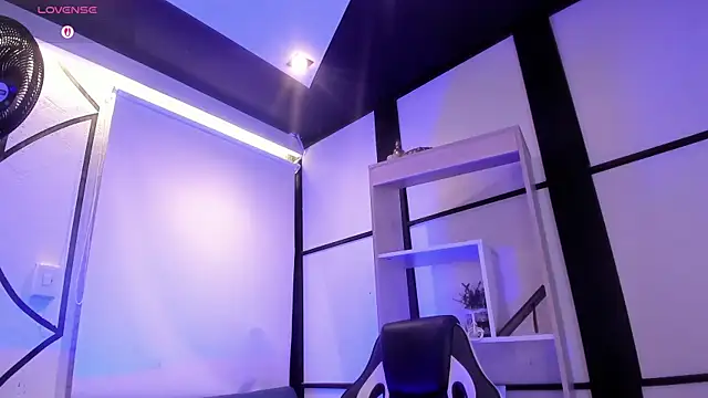 XXX chat uživo modela DarkReed_
