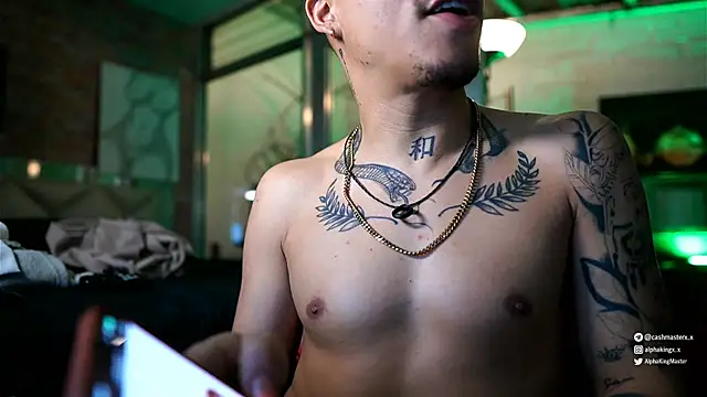 AlphaMasterXxx Live XXX-chat