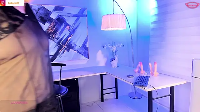 Czat XXX na żywo – Bella_milff_