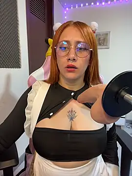 Luna_Paris_ Adlı Modelin Canlı XXX Sohbeti