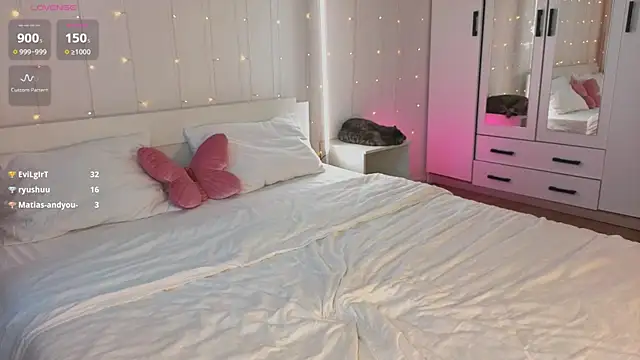 Онлайн чат XXX JuliyaAngel