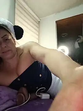 maynor_1998 Adlı Modelin Canlı XXX Sohbeti