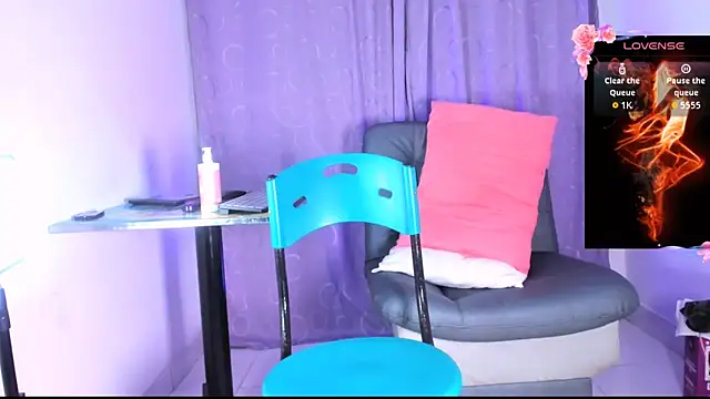 Chat +18 de Ada-lovelacee ao vivo
